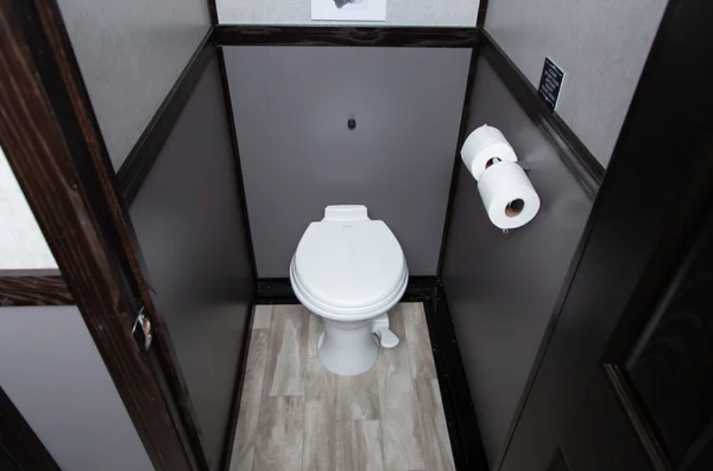 10 stall restroom updated (2)